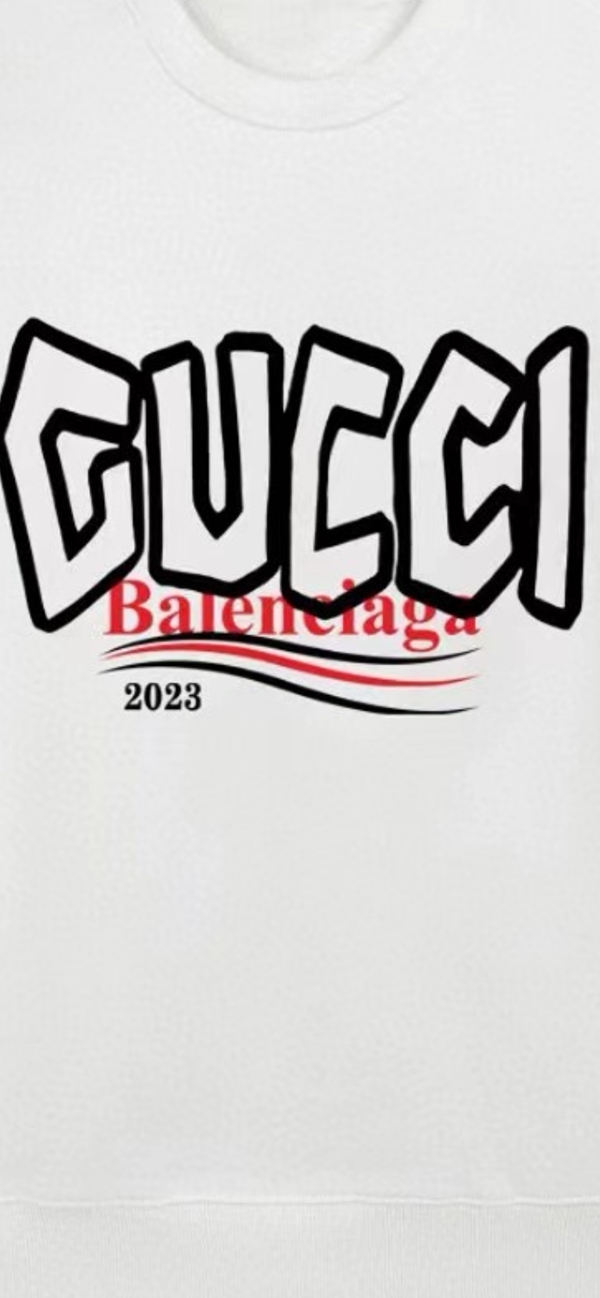 ブランドパーカー側面デザイン